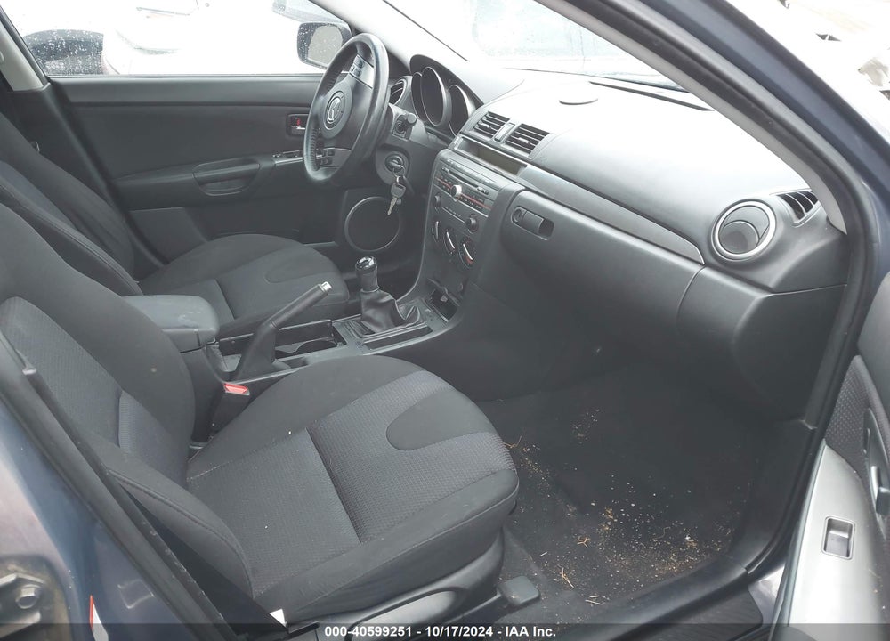 2008 MAZDA 3 S SPORT VIN: JM1BK323181814840