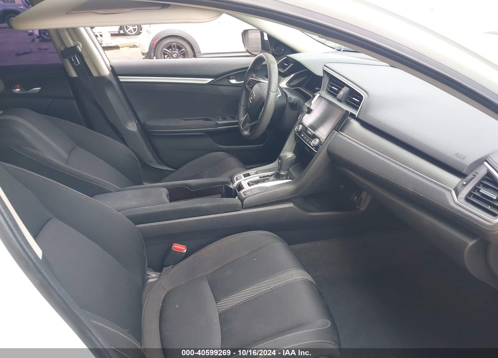2018 HONDA CIVIC EX VIN: 2HGFC2F73JH555704