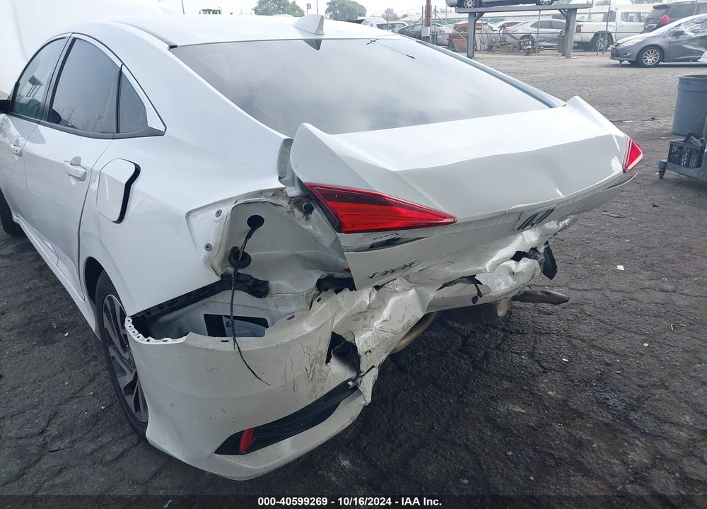 2018 HONDA CIVIC EX VIN: 2HGFC2F73JH555704