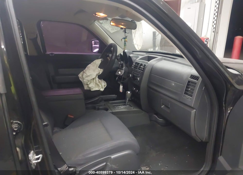 2011 DODGE NITRO HEAT VIN: 1D4PT4GK0BW589235