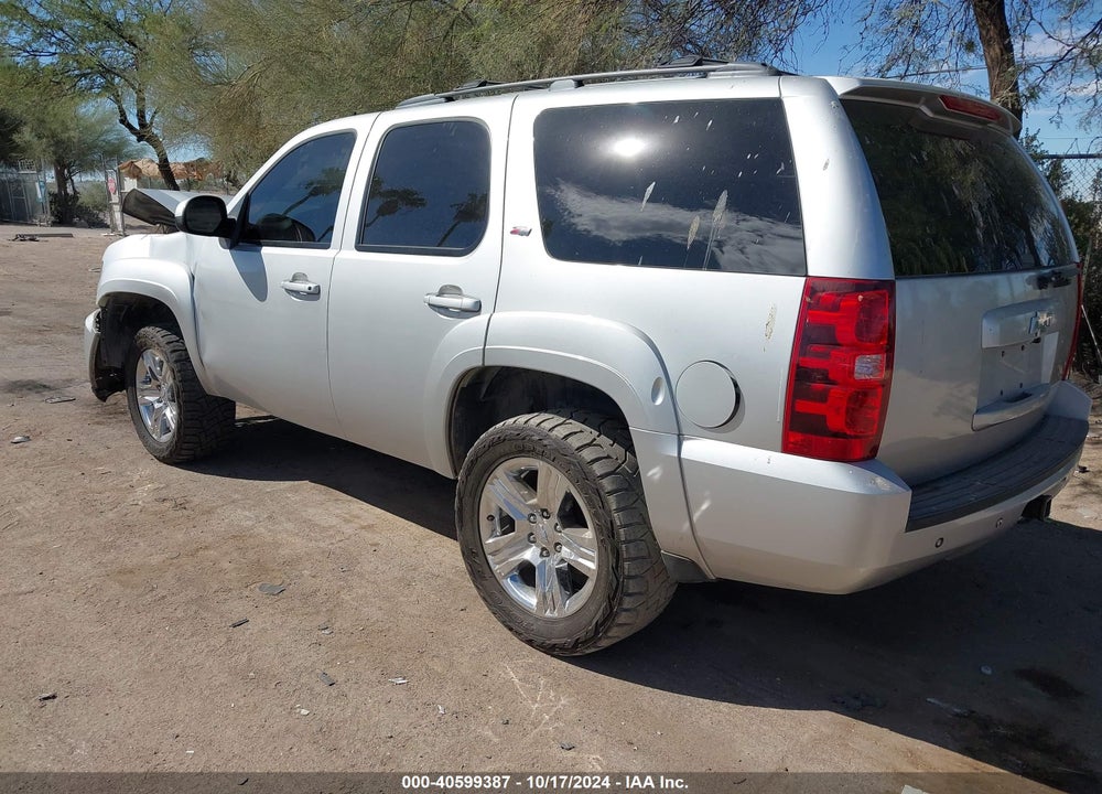 2011 CHEVROLET TAHOE LT VIN: 1GNSKBE03BR269381