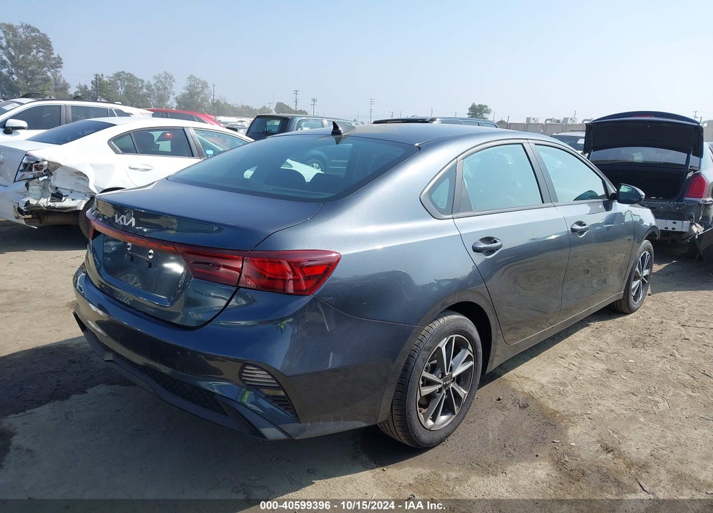 2024 KIA FORTE LXS VIN: 3KPF24AD4RE701142