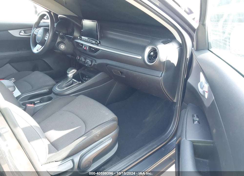 2024 KIA FORTE LXS VIN: 3KPF24AD4RE701142