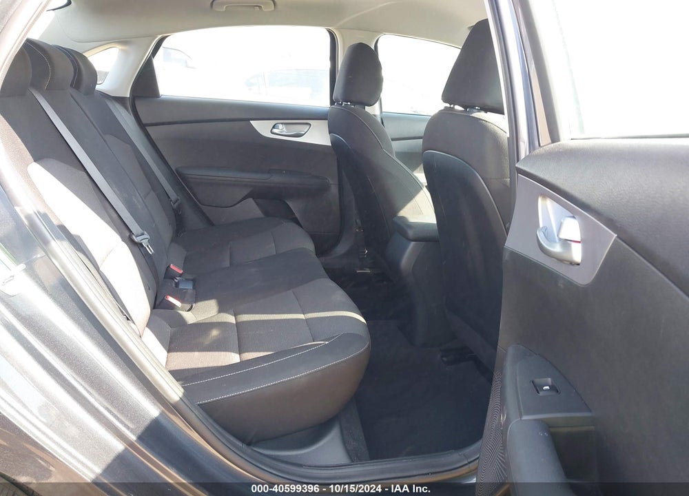 2024 KIA FORTE LXS VIN: 3KPF24AD4RE701142