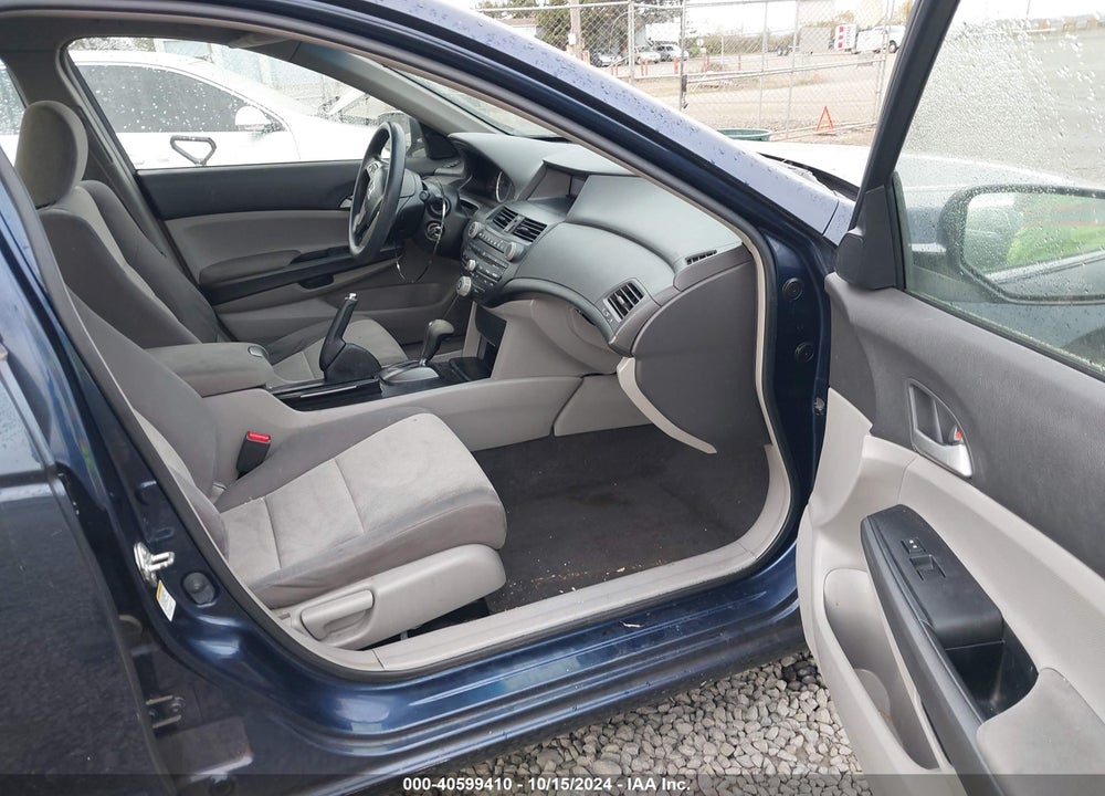 2008 HONDA ACCORD 2.4 LX VIN: JHMCP26358C008741