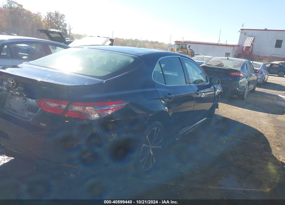 2018 TOYOTA CAMRY SE VIN: JTNB11HK6J3035848