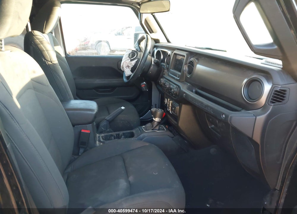 2020 JEEP WRANGLER UNLIMITED SPORT S 4X4 VIN: 1C4HJXDG6LW117924