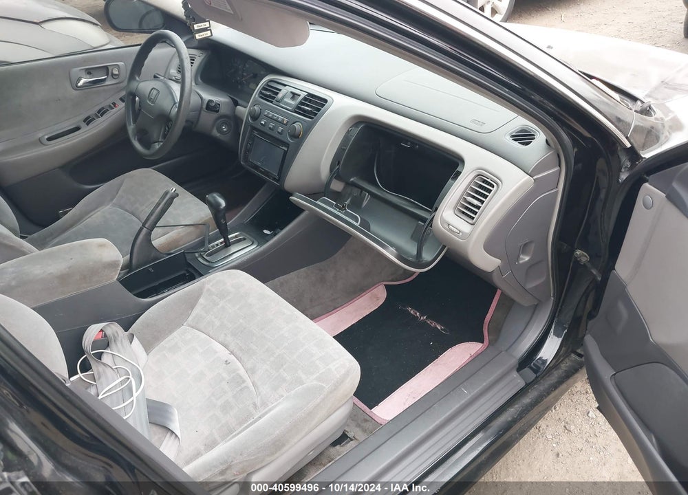 2002 HONDA ACCORD 2.3 EX/2.3 SE VIN: 1HGCG66872A006790