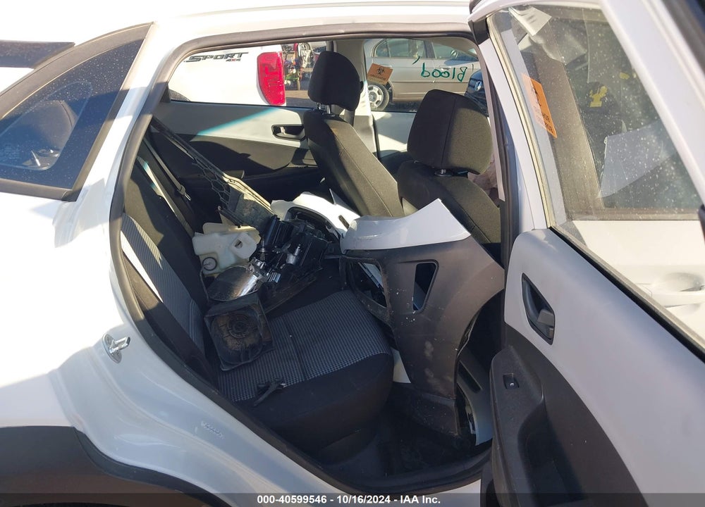 2020 HYUNDAI KONA SE VIN: KM8K1CAA8LU559772