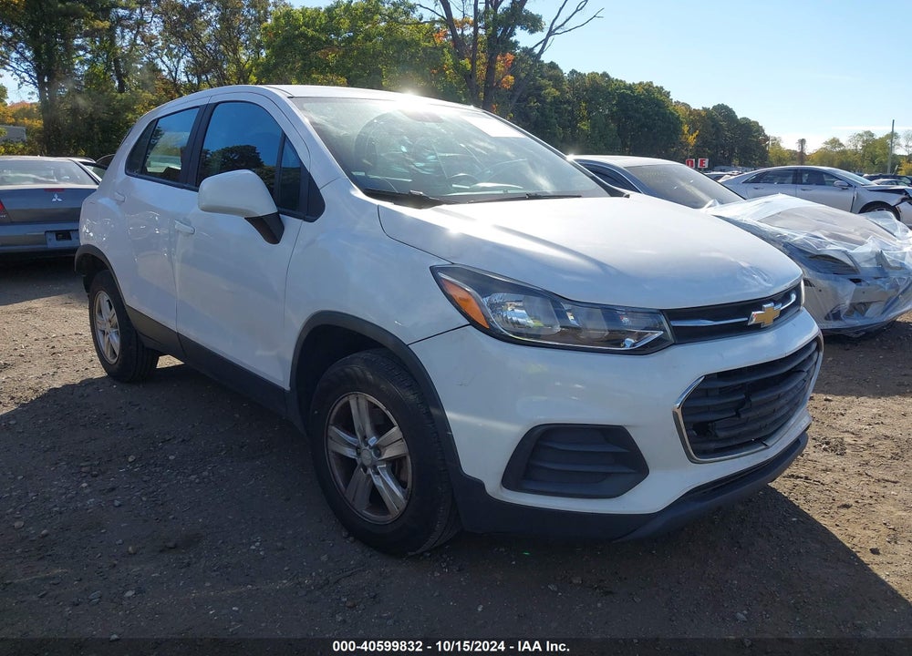 2018 CHEVROLET TRAX LS VIN: 3GNCJNSB8JL303366