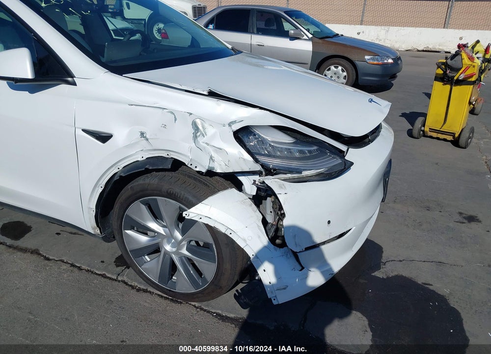 2021 TESLA MODEL Y LONG RANGE DUAL MOTOR ALL-WHEEL DRIVE VIN: 5YJYGDEE1MF269917