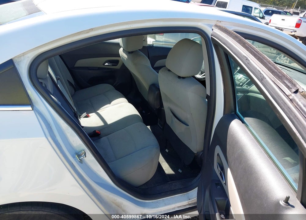 2014 CHEVROLET CRUZE 1LT AUTO VIN: 1G1PC5SB2E7148434