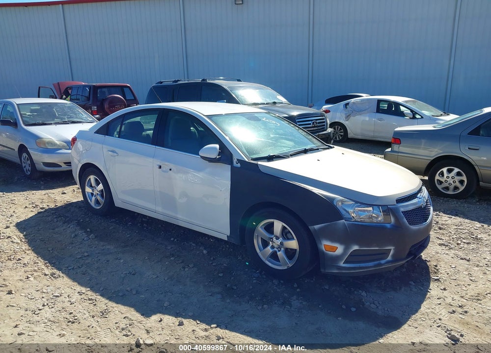 2014 CHEVROLET CRUZE 1LT AUTO VIN: 1G1PC5SB2E7148434