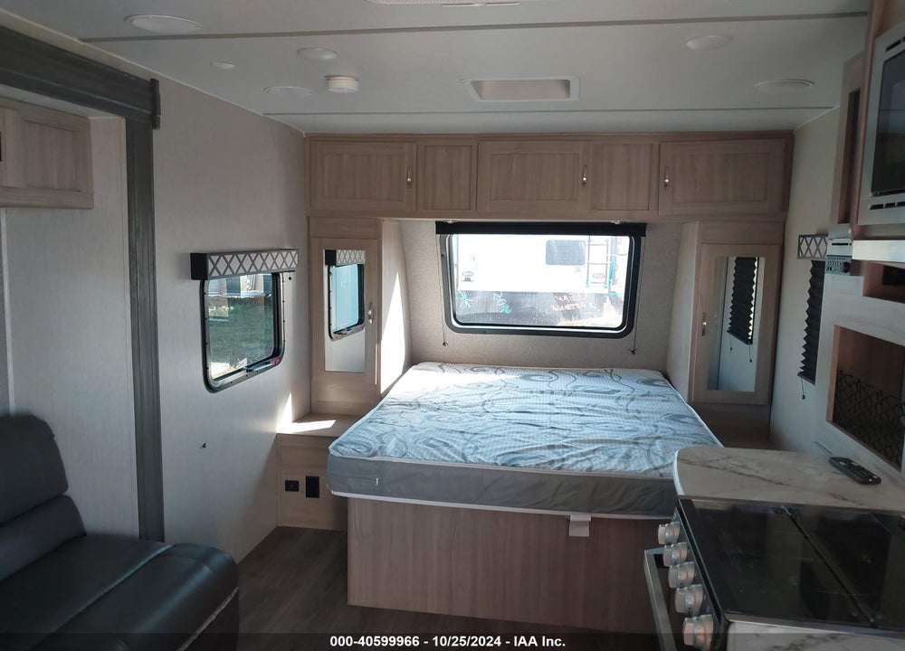 2020 FREEDOM EXPRESS 192RBS VIN: 5ZT2FEHBXLW013381