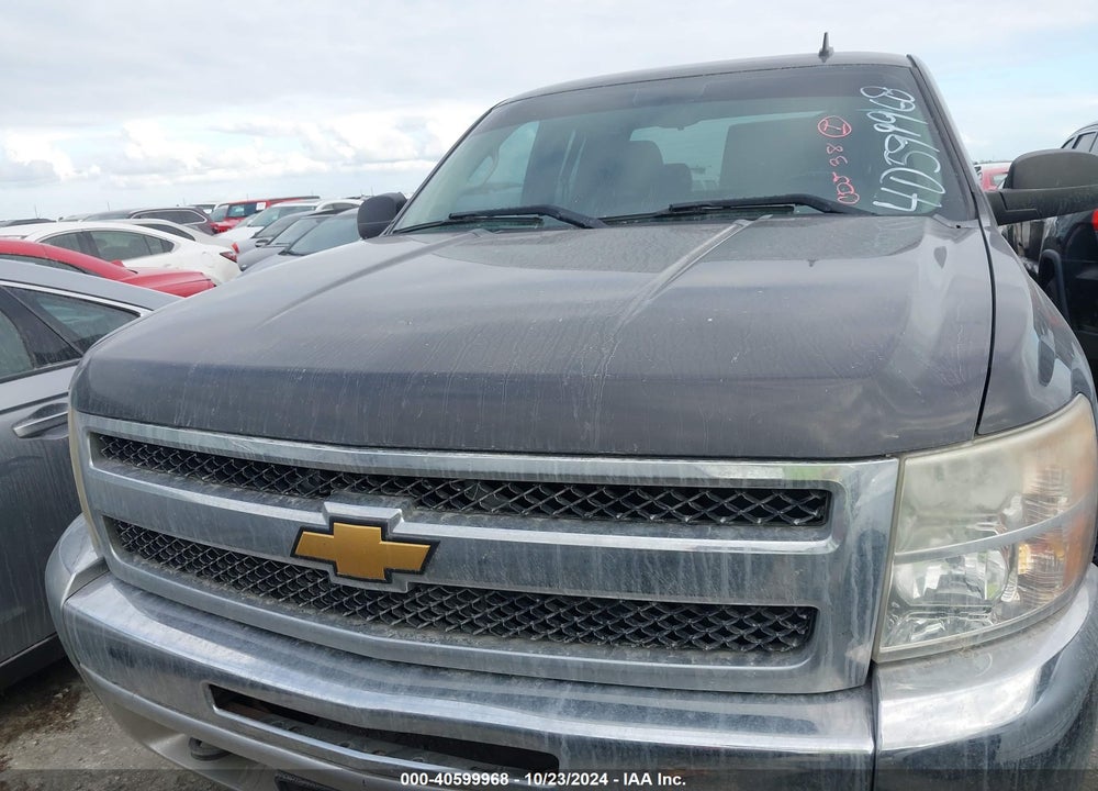 2011 CHEVROLET SILVERADO 1500 LT VIN: 1GCRKSE33BZ426389