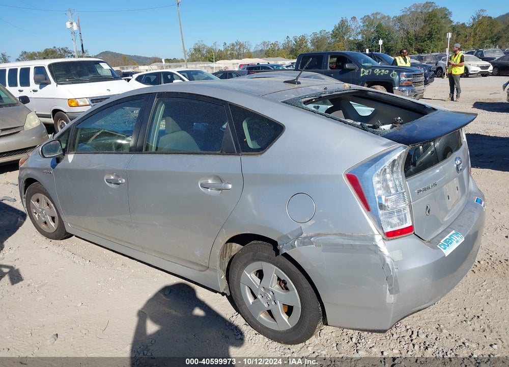 2011 TOYOTA PRIUS TWO VIN: JTDKN3DU2B0264641