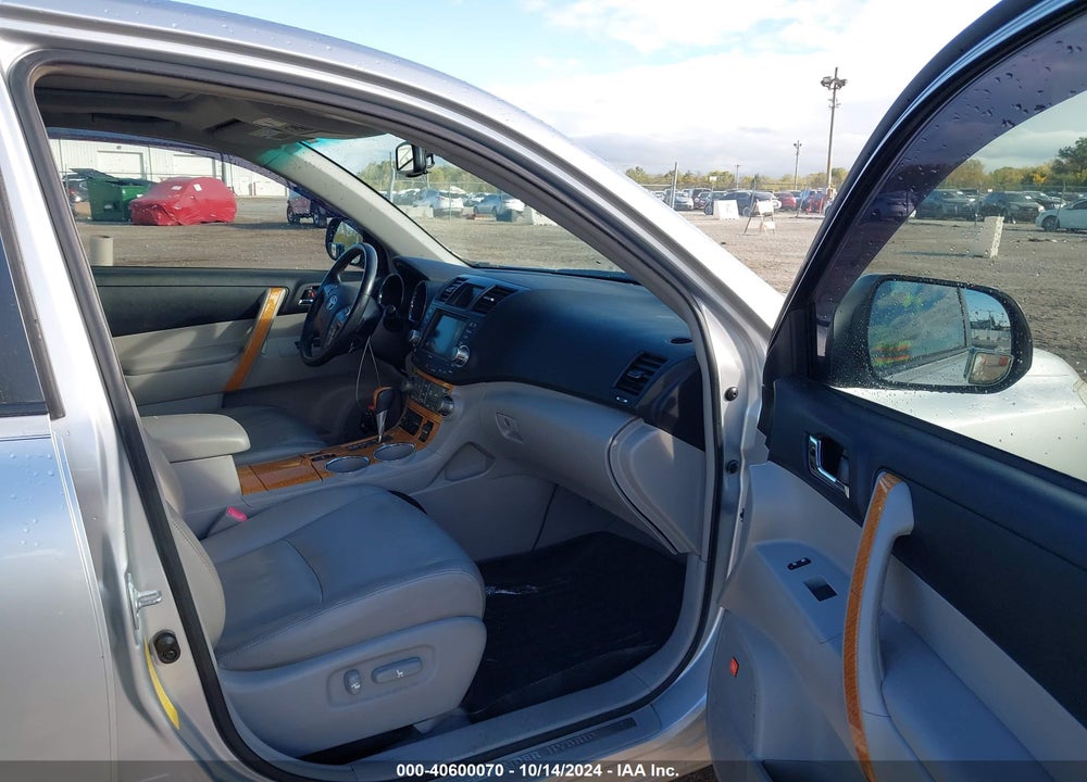 2008 TOYOTA HIGHLANDER HYBRID LIMITED VIN: JTEEW44A982025537