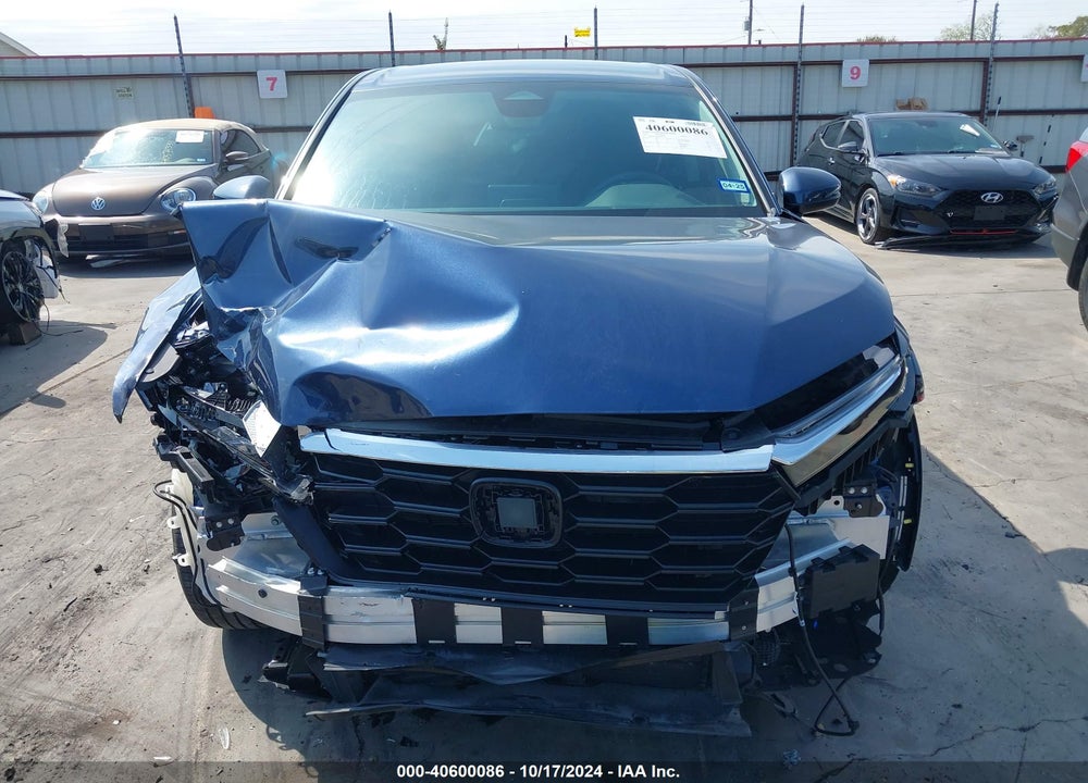 2023 HONDA CR-V LX 2WD VIN: 2HKRS3H24PH305538
