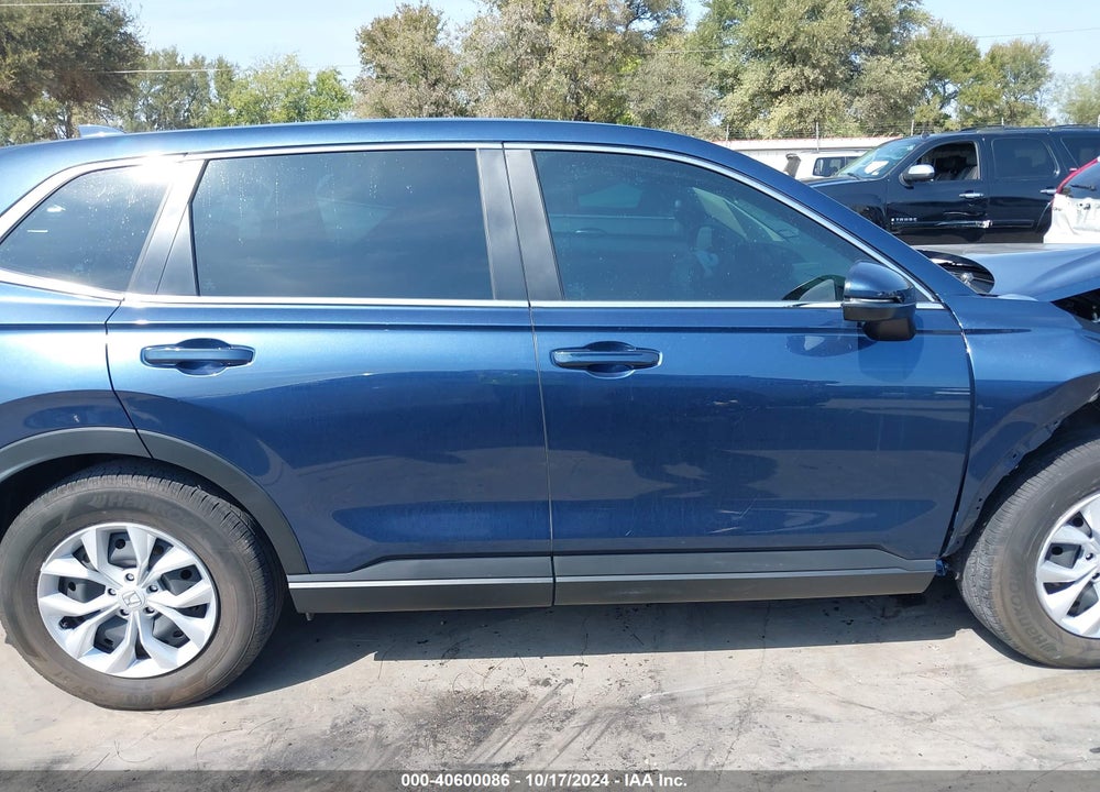 2023 HONDA CR-V LX 2WD VIN: 2HKRS3H24PH305538