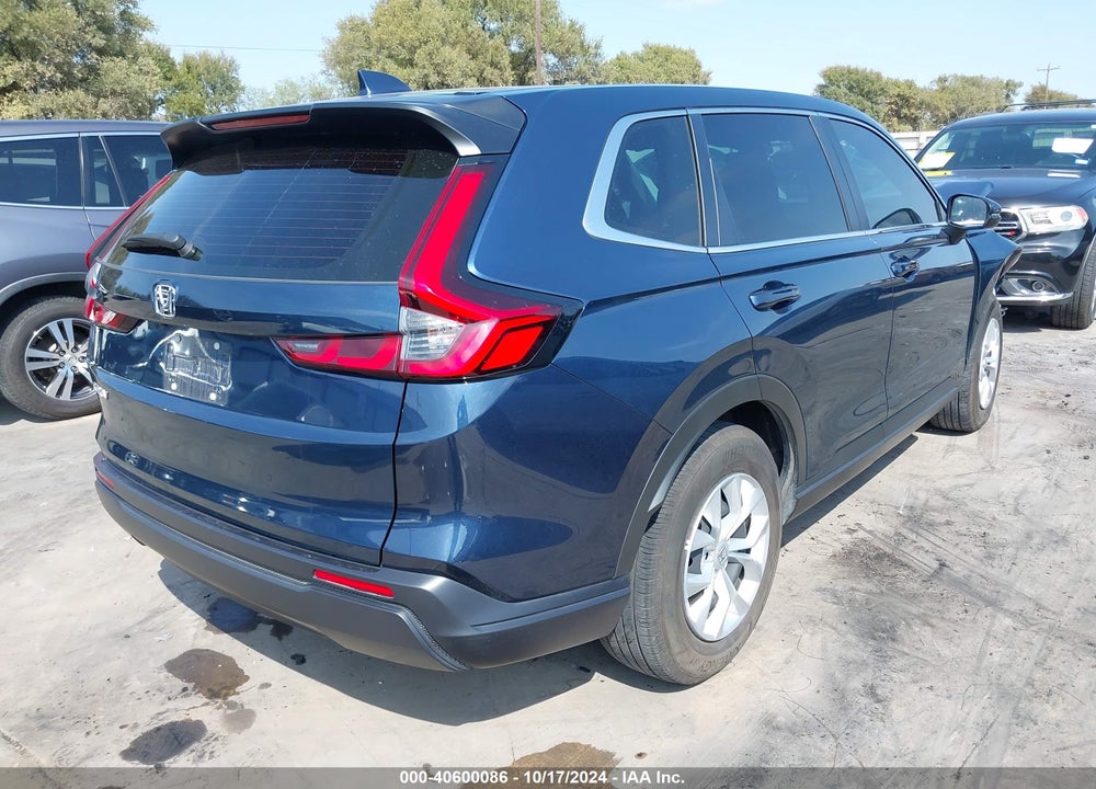 2023 HONDA CR-V LX 2WD VIN: 2HKRS3H24PH305538