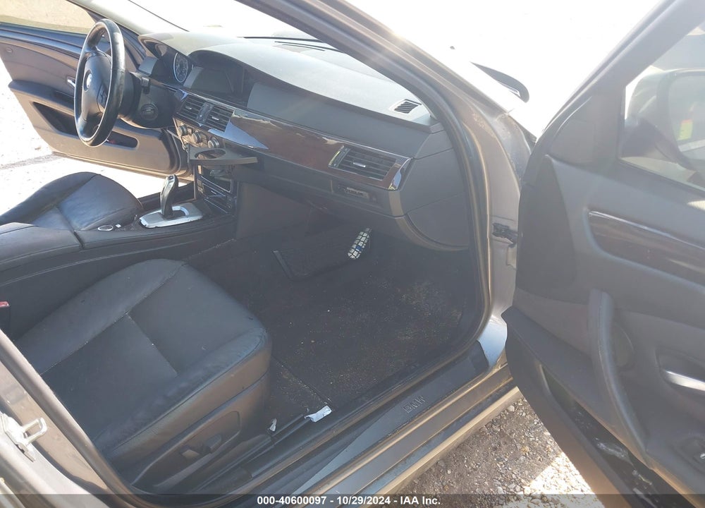 2010 BMW 528I XDRIVE VIN: WBANV1C5XAC445945