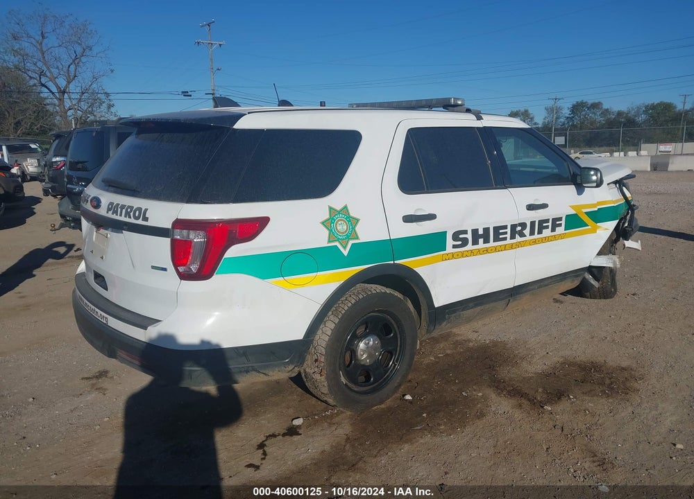 2018 UTILITY FORD POLICE INTERCEPTOR VIN: 1FM5K8AR2JGC94744