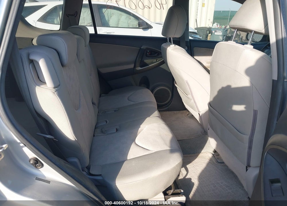 2011 TOYOTA RAV4 VIN: 2T3ZF4DV2BW085859