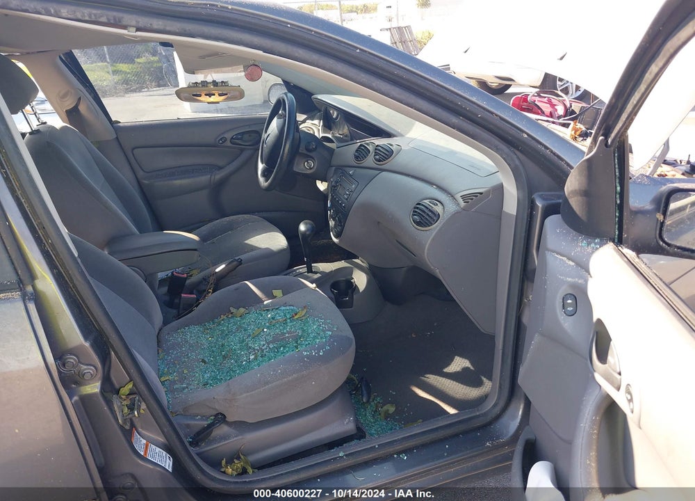 2002 FORD FOCUS SE/ZTW VIN: 1FAHP36392W197886