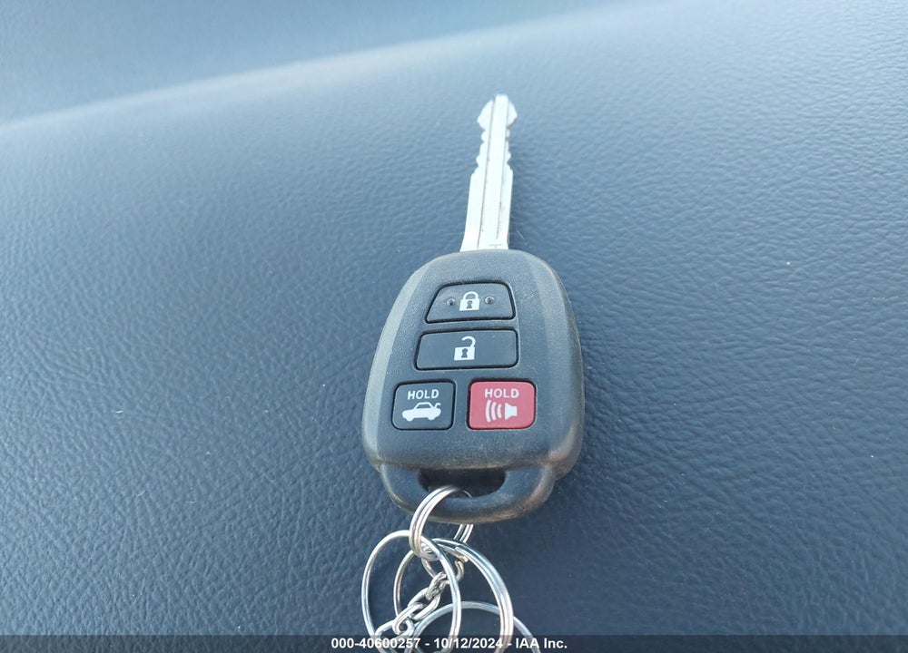 2015 TOYOTA CAMRY LE VIN: 4T1BF1FKXFU107186