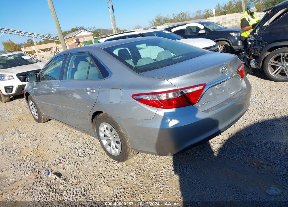2015 TOYOTA CAMRY LE VIN: 4T1BF1FKXFU107186