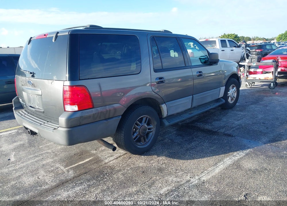 2004 FORD EXPEDITION NBX/XLT VIN: 1FMFU16L84LA89483