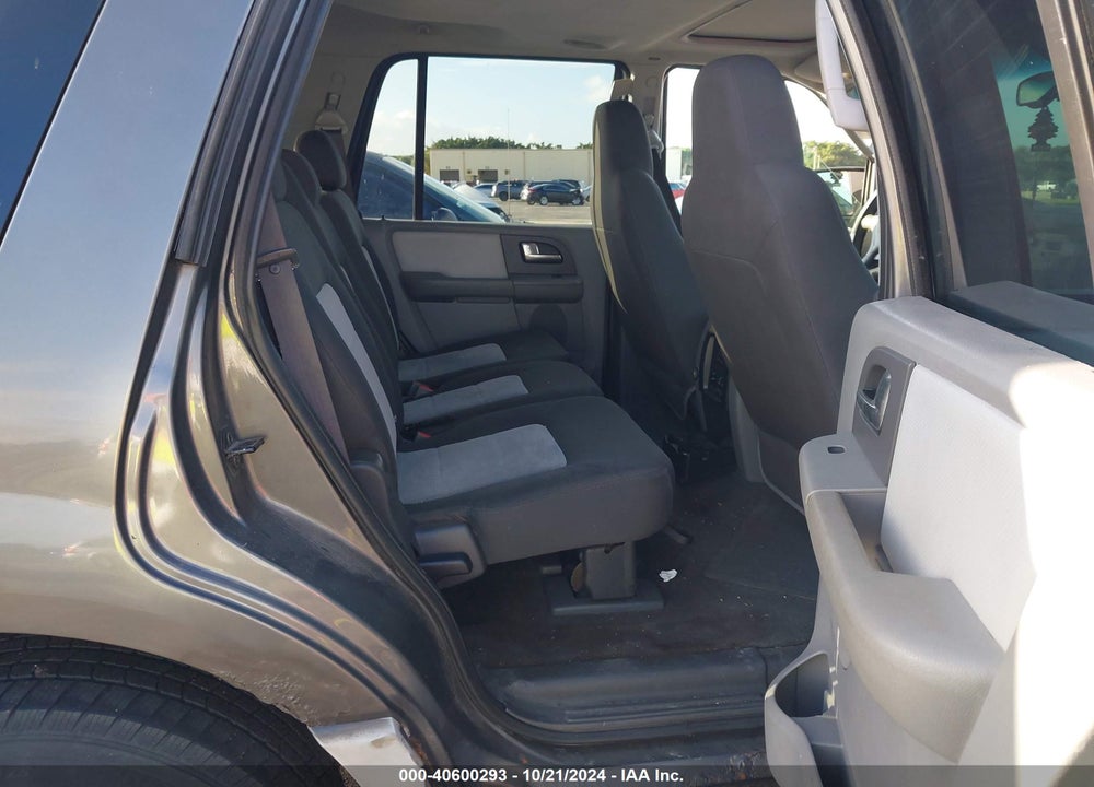 2004 FORD EXPEDITION NBX/XLT VIN: 1FMFU16L84LA89483