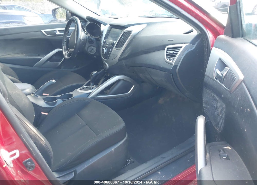 2017 HYUNDAI VELOSTER VIN: KMHTC6AD7HU304967