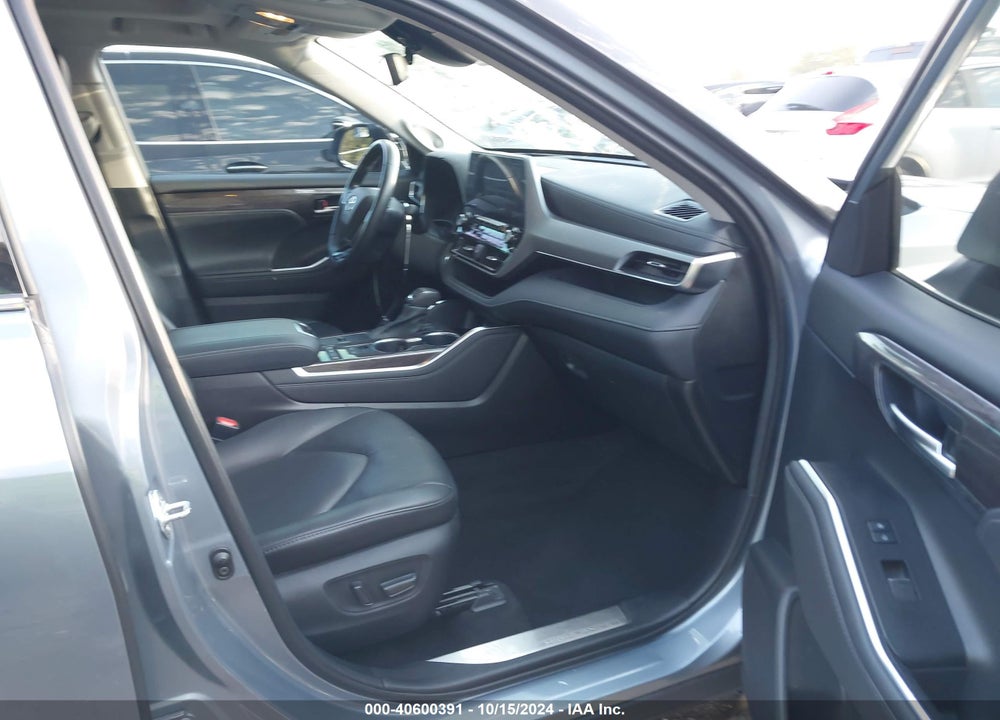 2020 TOYOTA HIGHLANDER PLATINUM VIN: 5TDFZRAH5LS028841