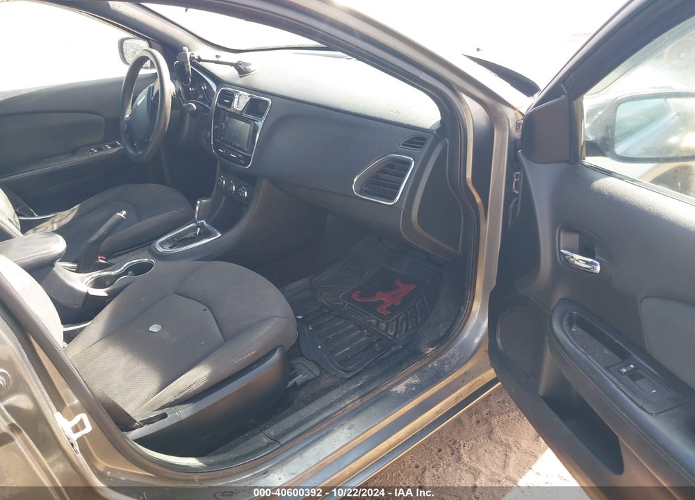 2012 CHRYSLER 200 LX VIN: 1C3CCBAB5CN208497