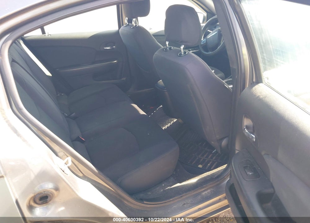 2012 CHRYSLER 200 LX VIN: 1C3CCBAB5CN208497