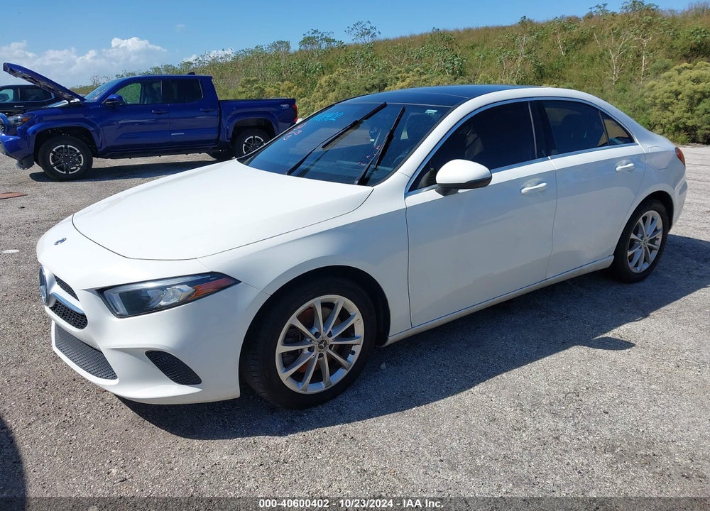 2019 MERCEDES-BENZ A 220 VIN: WDD3G4EB8KW021050