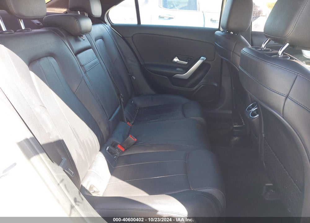 2019 MERCEDES-BENZ A 220 VIN: WDD3G4EB8KW021050