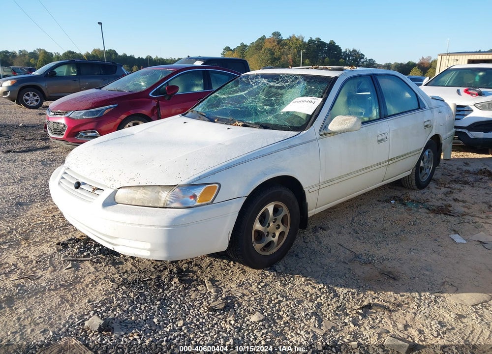 1997 TOYOTA CAMRY LE VIN: 4T1BG22K9VU174899