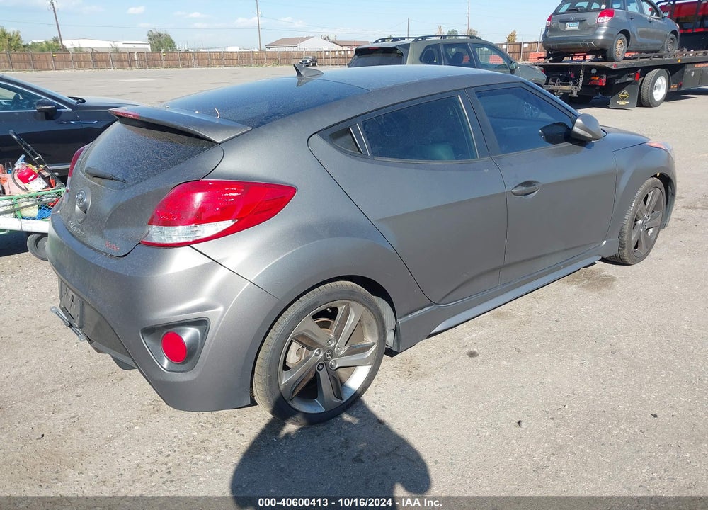 2013 HYUNDAI VELOSTER VIN: KMHTC6AE0DU083862