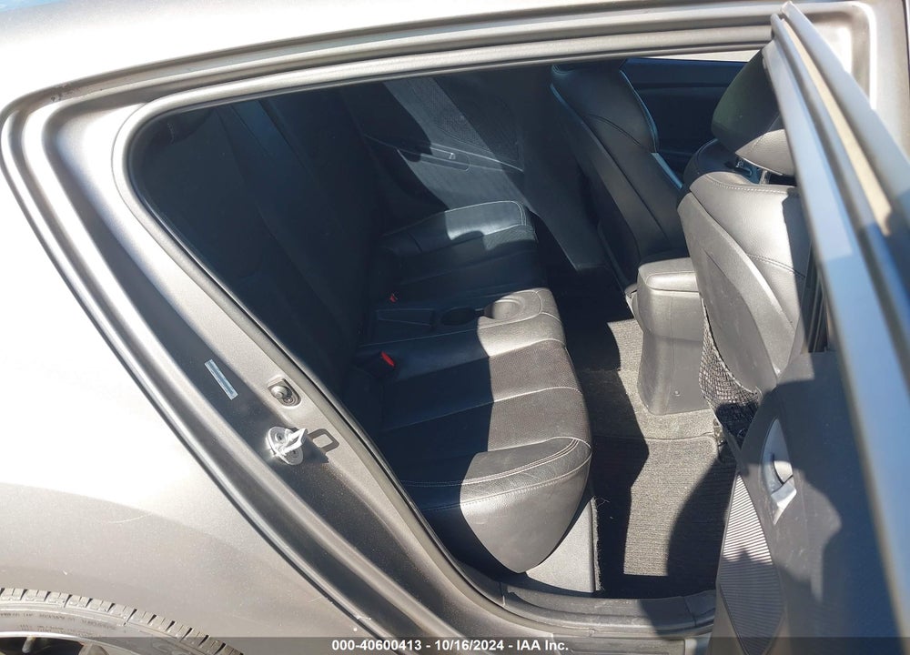 2013 HYUNDAI VELOSTER VIN: KMHTC6AE0DU083862
