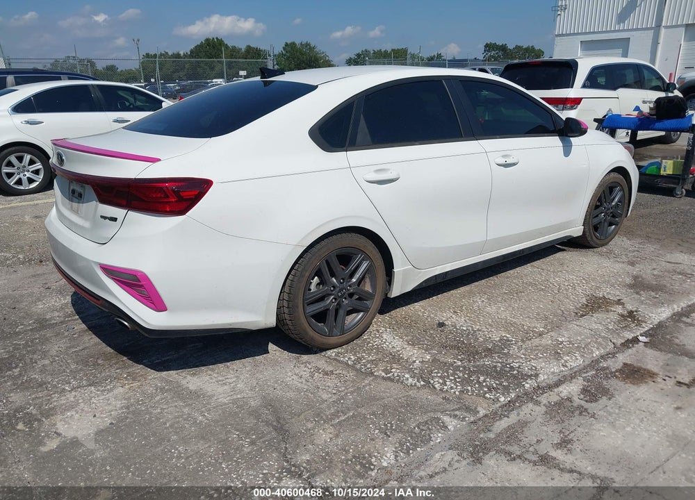 2021 KIA FORTE GT LINE VIN: 3KPF34ADXME296409