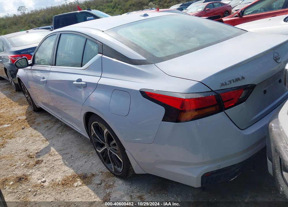 2024 NISSAN ALTIMA SR FWD VIN: 1N4BL4CV9RN323970