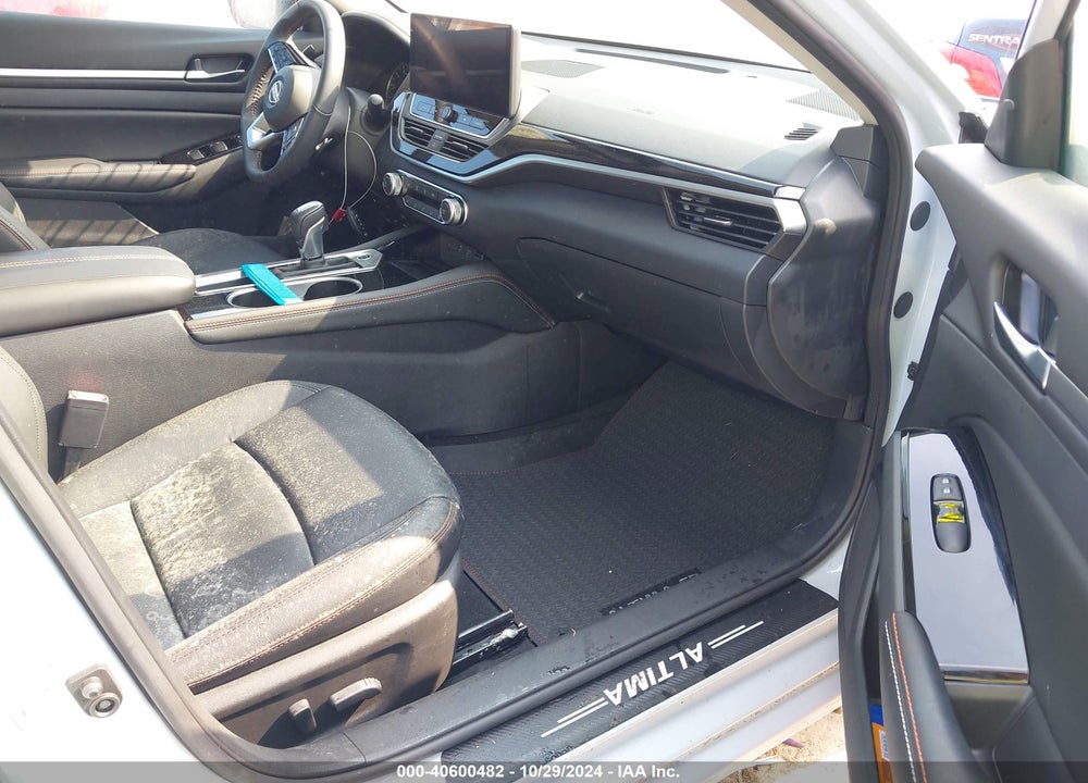2024 NISSAN ALTIMA SR FWD VIN: 1N4BL4CV9RN323970
