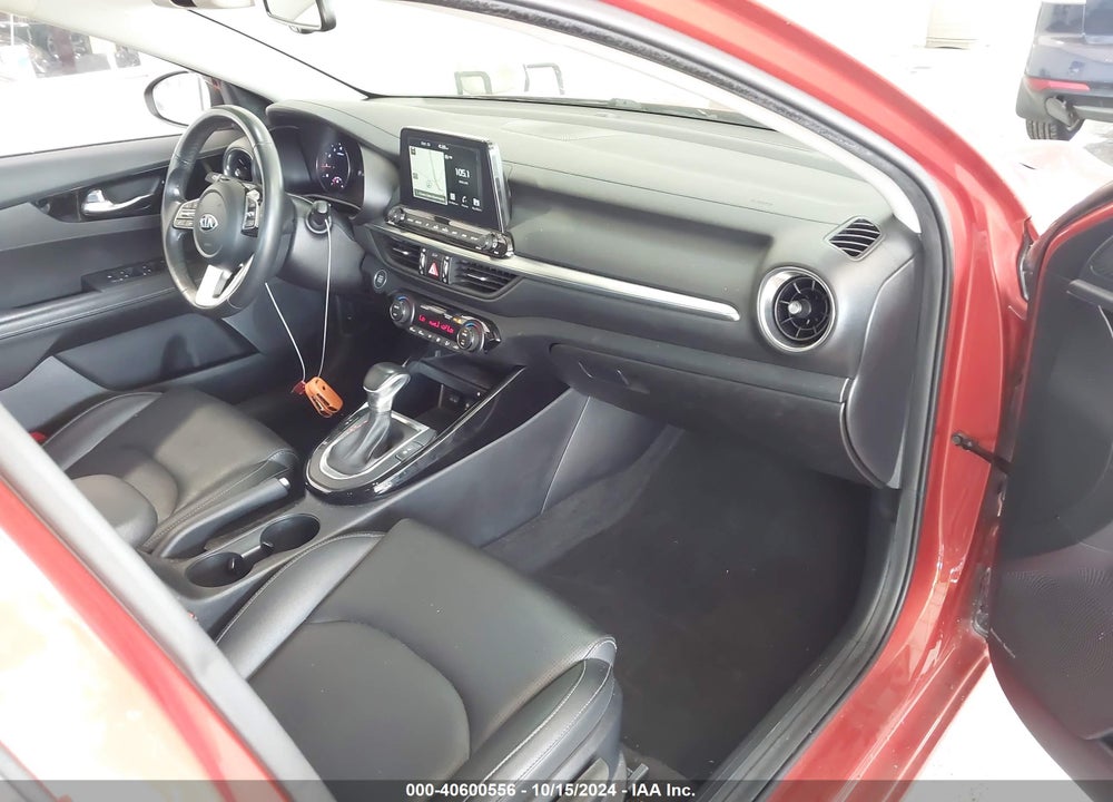 2019 KIA FORTE EX VIN: 3KPF54AD3KE084815