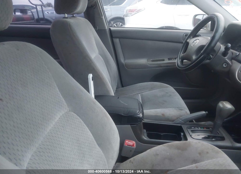 2004 TOYOTA CAMRY LE VIN: 4T1BE32KX4U834507