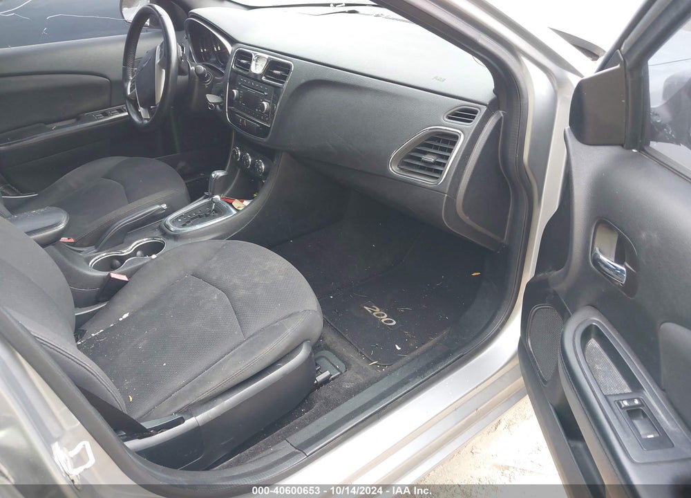 2014 CHRYSLER 200 TOURING VIN: 1C3CCBBBXEN153241