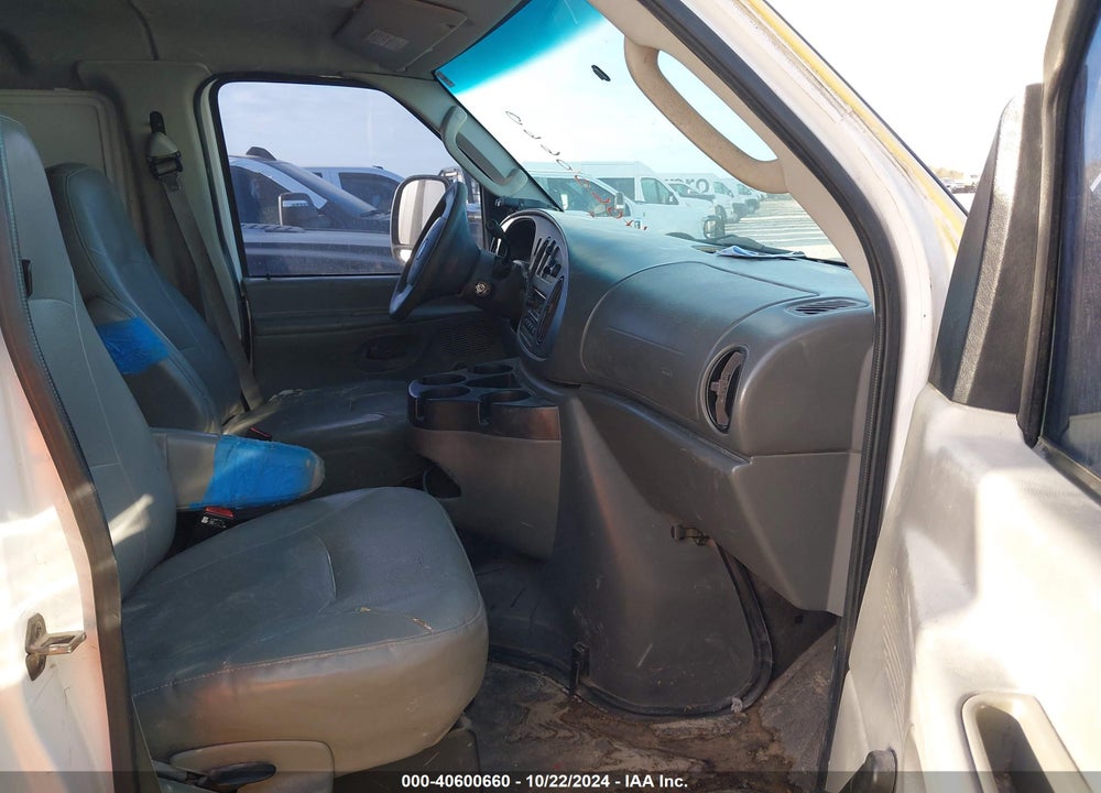 2006 FORD E-350 SUPER DUTY VIN: 1FTSS34L06DB23033