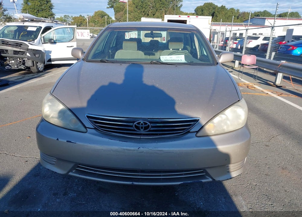 2005 TOYOTA CAMRY LE VIN: 4T1BE32K55U964213