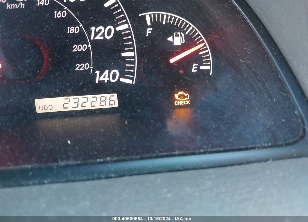 2005 TOYOTA CAMRY LE VIN: 4T1BE32K55U964213